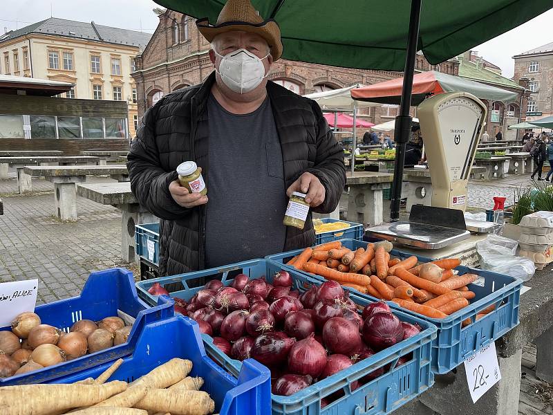 Sobotní trh v Olomouci, 17. dubna 2021