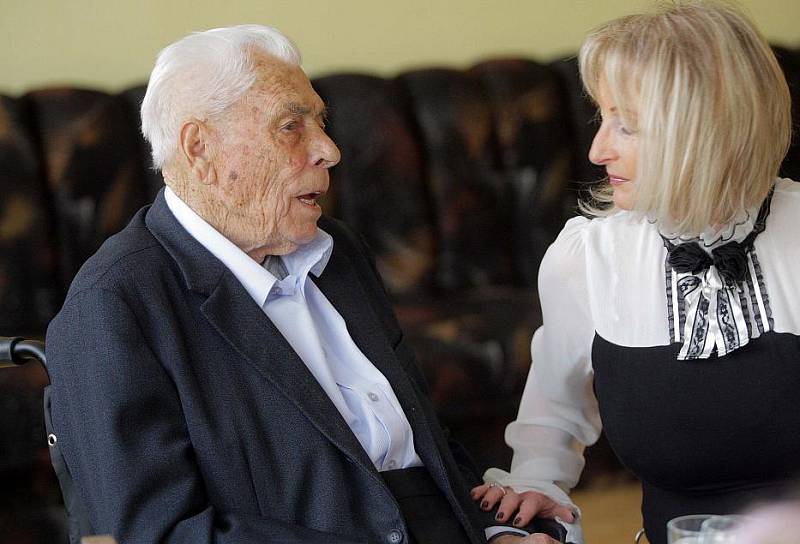 Nejstarší muž Olomouce Vojtěch Řehák oslavil 99 let 