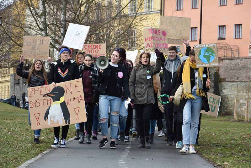 Protestující studenti středních škol v Olomouci