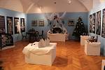 Kouzlo vánoc a krásu modrotisku spojuje výstava ve Vlastivědném muzeu v Olomouci, 1. prosince 2021