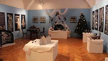 Kouzlo vánoc a krásu modrotisku spojuje výstava ve Vlastivědném muzeu v Olomouci, 1. prosince 2021