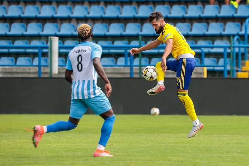 Fotografie z přípravného zápasu mezi celky FC Trinity Zlín a 1. SK Prostějov