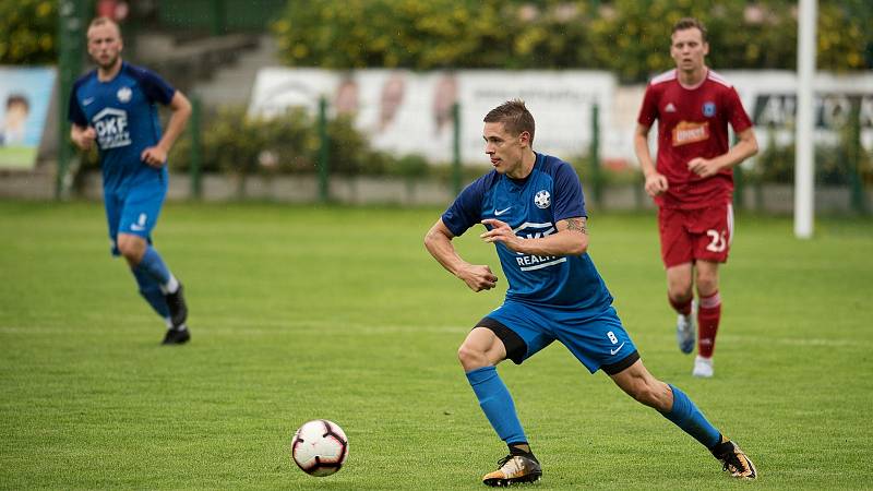 Fotbalisté Sigmy B (v červeném) zvítězili v Kozlovicích 4:0.