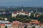 Kláštěrní Hradisko. Výhled z výškové budovy BEA v Olomouci