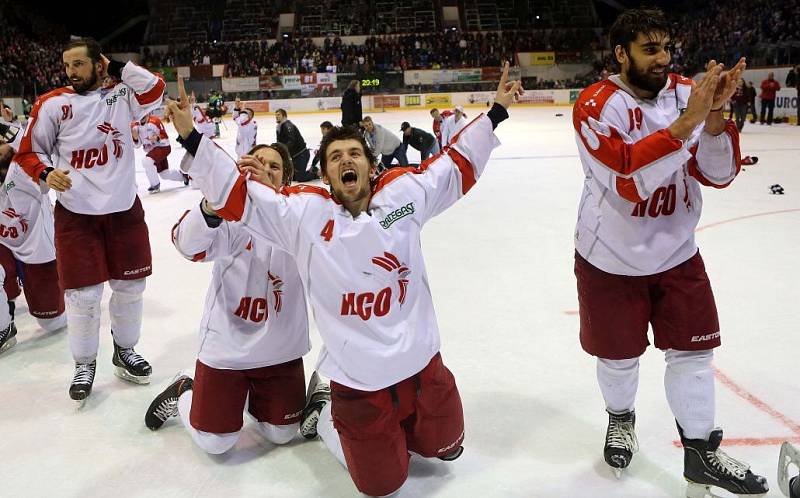 Extraligové oslavy na zimním stadionu v Olomouci