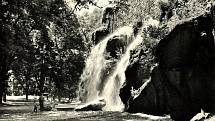 Podoba vodopádu v Bezručových sadech v sedmdesátých letech minulého století