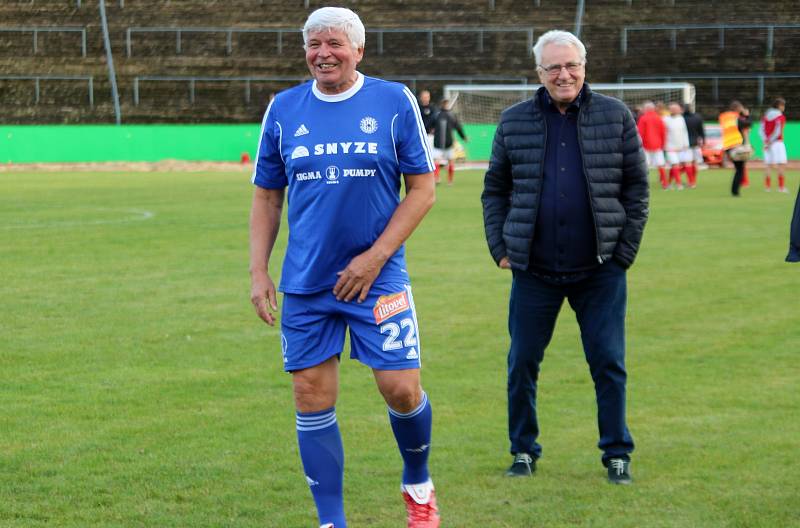 Za Lužánkami se ve čtvrtek utkaly legendy Zbrojovky Brno a Sigmy Olomouc. Duel skončil remízou 4:4.