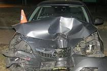 Nehoda 20letého řidiče v Handkeho a Rožňavské ulici v Olomouci, 22. 7. 2023