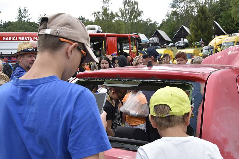 9. ročník Van and Truck Show v plumlovském kempu Žralok, 16. 7. 2022