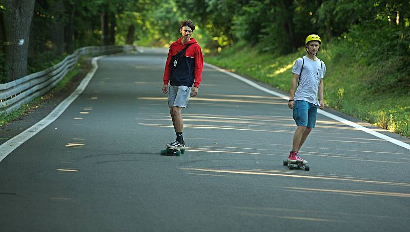 Osmý ročník Ecce Homo Freeride 2019 příznivců dlouhého prkna