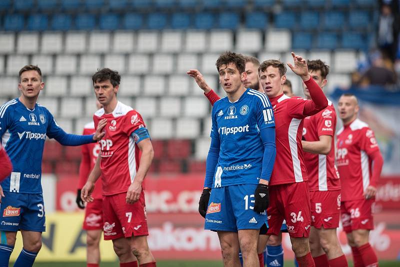 SK Sigma Olomouc, FK Pardubice 2:2, Mojmír Chytil