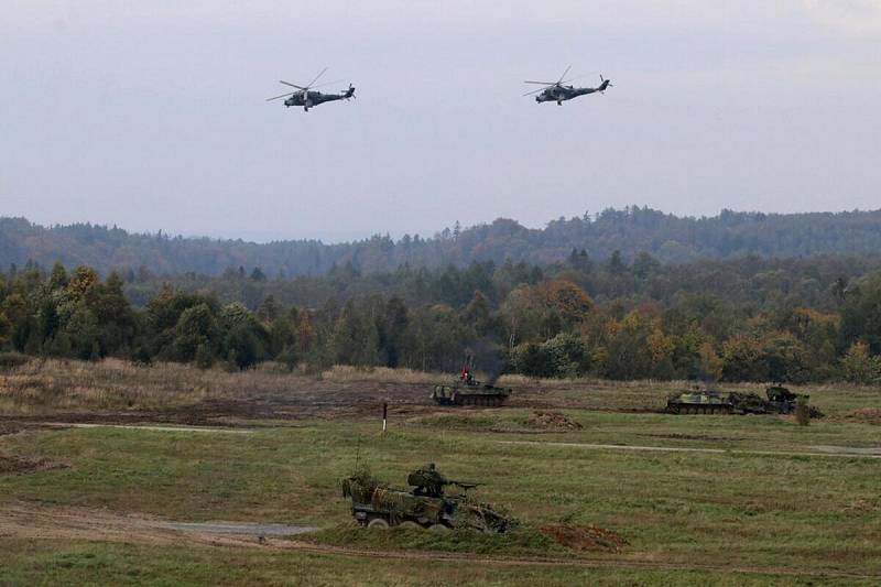 Czech Lion 2019 na Libavé: v rámci ukázky byla využita i letecká podpora bitevních vrtulníků Mi-24