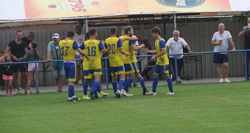 Fotografie z utkání 1. kola divize E mezi celky FK Šternberk a 1. HFK Olomouc