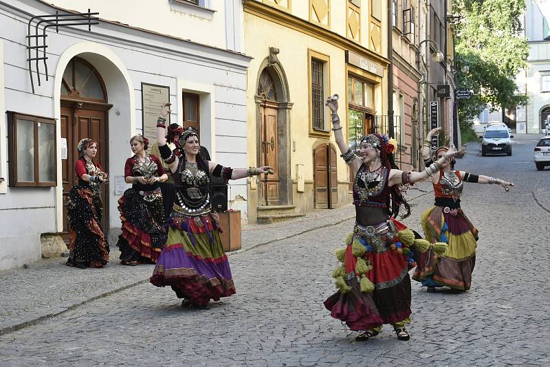 Olomouc (o)žije. Průchodový hudební festival v ulicích města, 4. 6. 2021