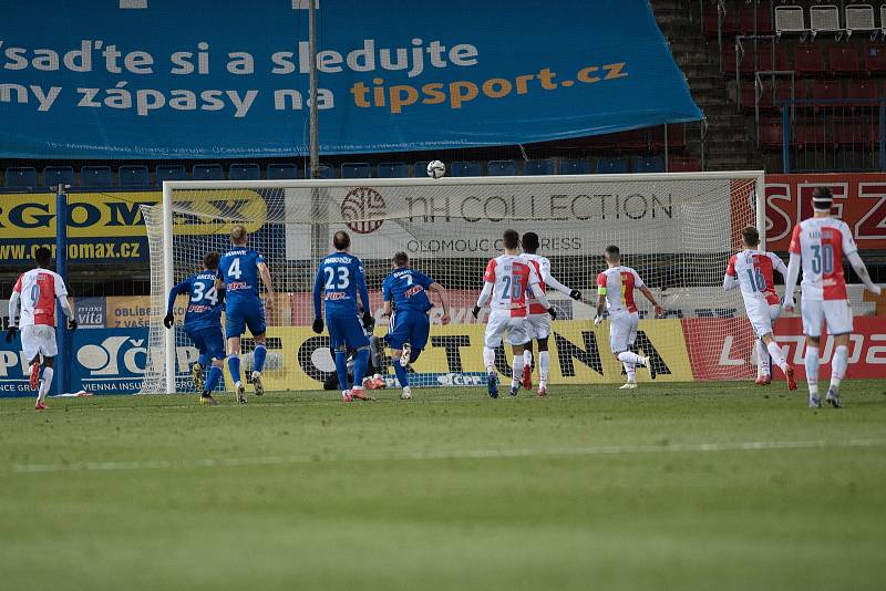 SK Sigma Olomouc - SK Slavia Praha 0:1 (0:0). penalta Stanciu