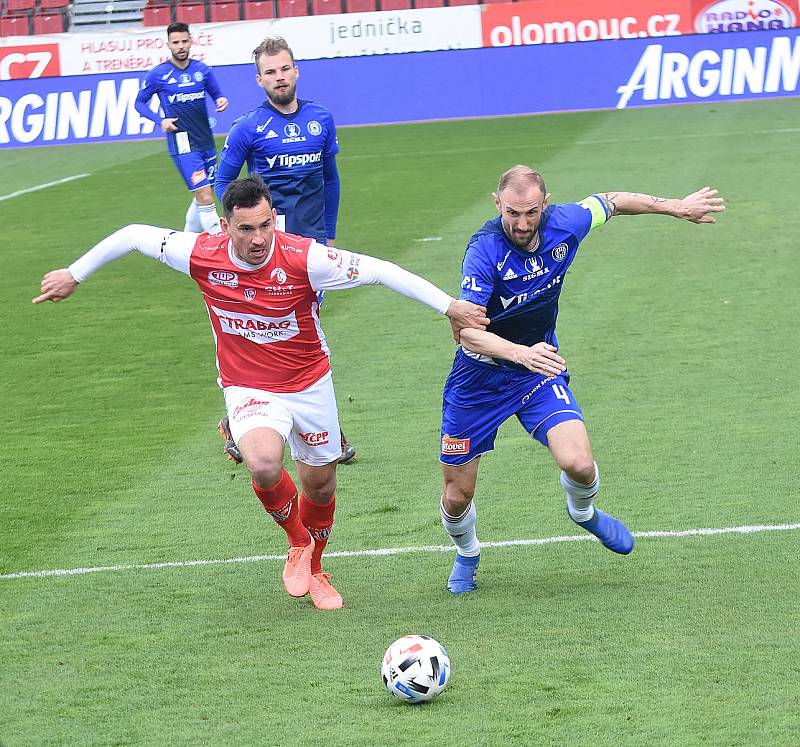 SK Sigma Olomouc - FK Pardubice 0:1 (0:0)Roman Hubník