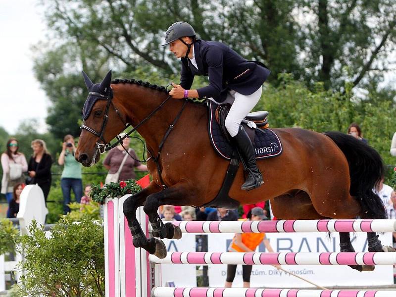 Lukasz Koza (Pol.) Chito Blue. Světový pohár v parkuru v jezdeckém areálu Equine Sport Centre v Olomouci