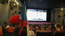 Fandění v kině Metropol. Čtvrtfinále hokejového MS 2016 mezi Českem a USA 2016