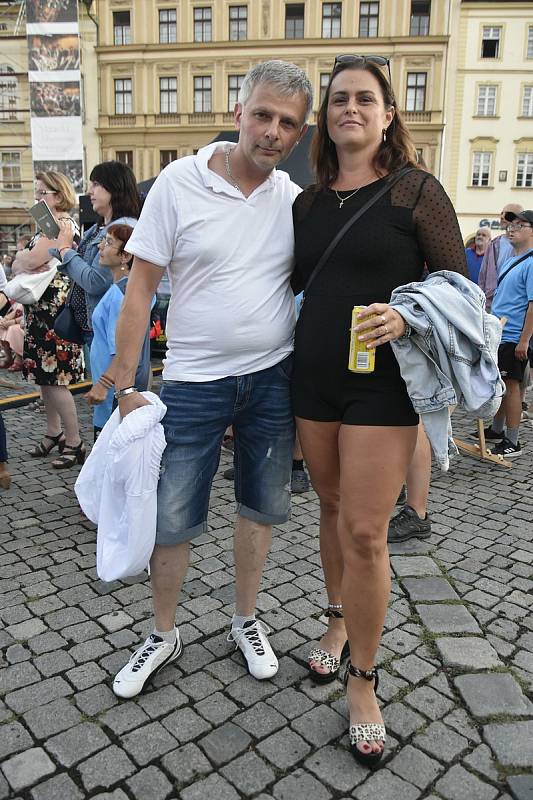 Koncert Františka Nedvěda na Horním náměstí v Olomouci 9. července 2021 na úvod festivalu Pohoda u Trojice