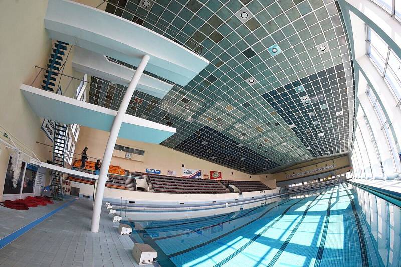 Krytý bazén na olomouckém Plaveckém stadionu