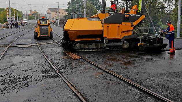 Stavba tramvajové trati v Olomouc. Ilustrační foto