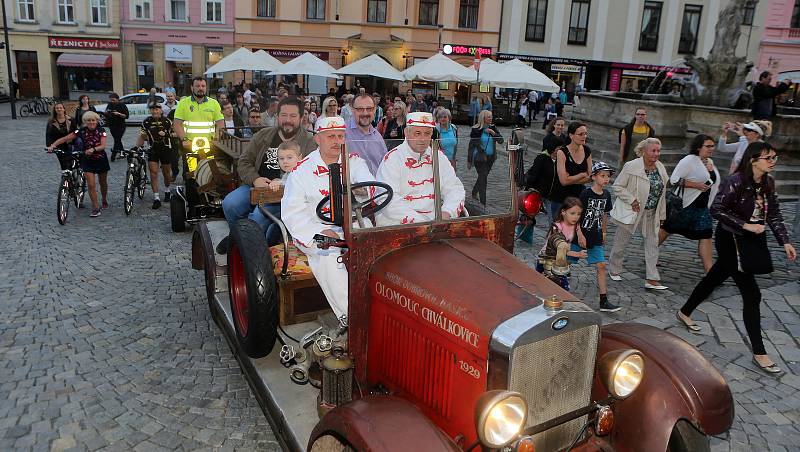 Průvod ke cti sv. Pavlíny, patronky Olomouce. Svátky města 2019