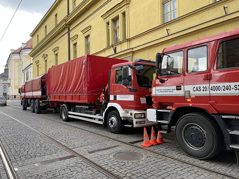 Krajské asistenční středisko pomoci uprchlíkům z Ukrajiny od pondělí začne fungovat v prostorách Hanáckých kasáren v centru Olomouce.  4. března 2022