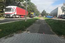 Ve Šternberku v těchto dnech startuje I. etapa výstavby páteřní "cyklostezky" -  smíšené stezky pro chodce a cyklisty - v Olomoucké ulici.