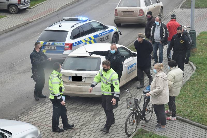 Srážka opilého cyklisty s autem s autem v Senici na Hané, 16. 11. 2020