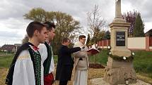 Tradiční slavnost s průvodem a mší udržují v městské části Olomouce v Droždíně.