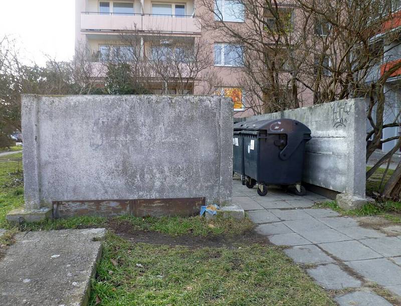 Okolí Heyrovského a Janského ulice na olomouckém sídlišti Povel