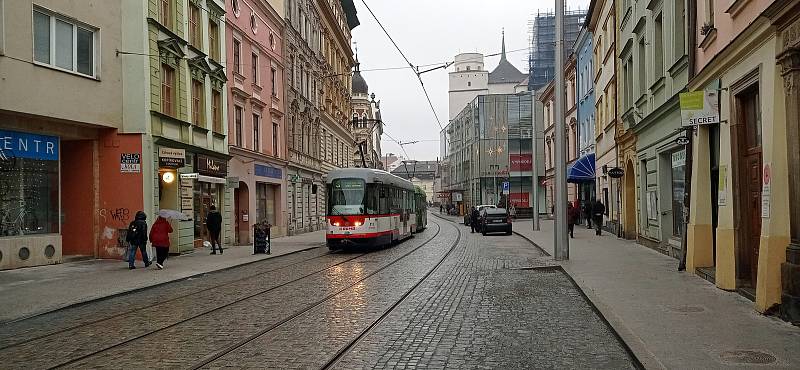 Zrekonstruovaná ulice 8.května v Olomouci, prosinec 2020