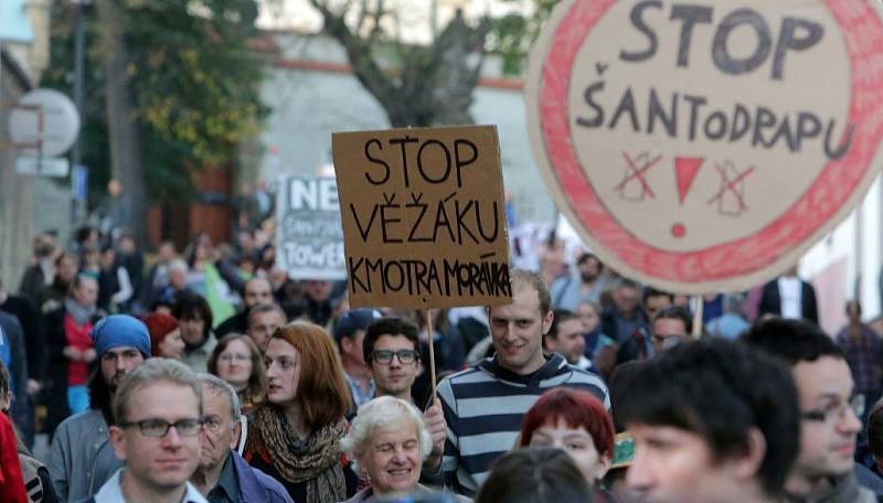 Veřejný protest proti stavbě Šantovka Tower v Olomouci