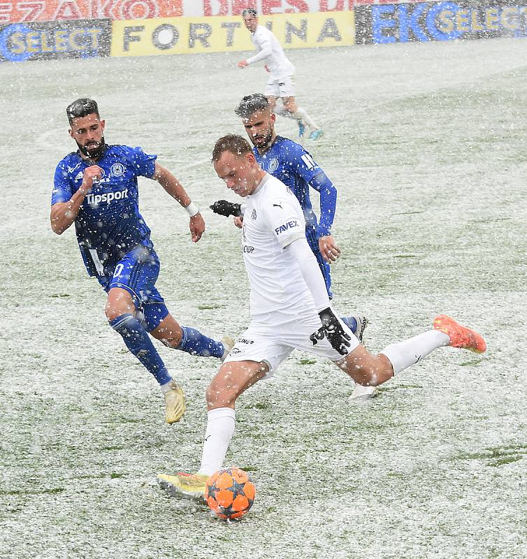 Olomouc remizovala doma se Slováckem v dohrávce 23. kola 0:0.Jakub Yunis, Martin Hála,