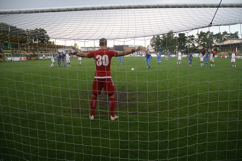 Fotografie ze zápasu 4. kola divize E mezi celky HFK Olomouc a Přerov