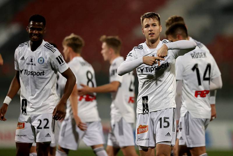 Fotbalisté Sigmy otočili duel s Trnavou. Florent Poulolo, Ondřej Zmrzlý