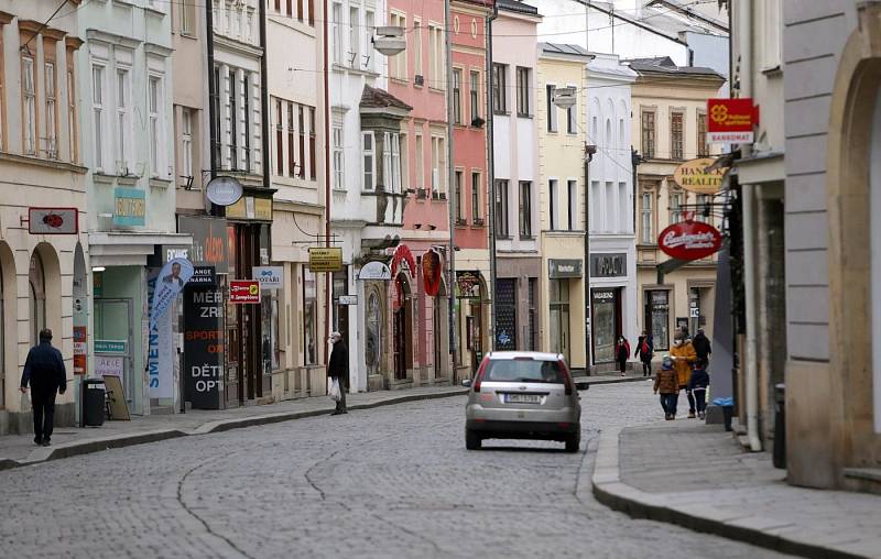 Centrum Olomouce, sobota dopoledne 13. března 2012. Pavelčákova ulice