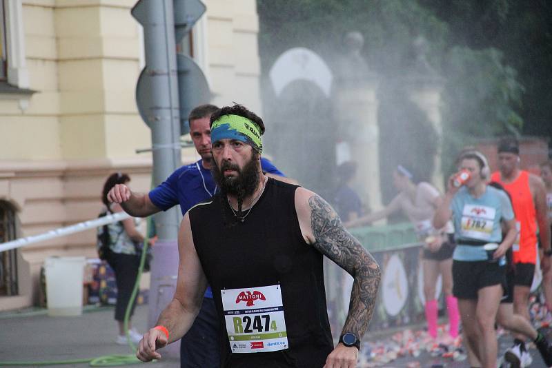 Amatérští běžci na Mattoni 1/2Maratonu 2022 v Olomouci.