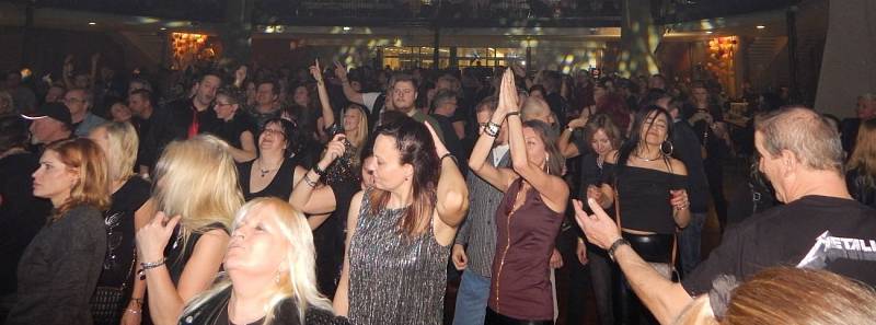 Rockový ples na olomouckém výstavišti Flora