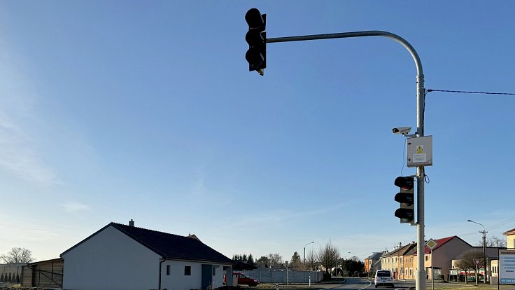 Inteligentní semafor v Kožušanech-Tážalech