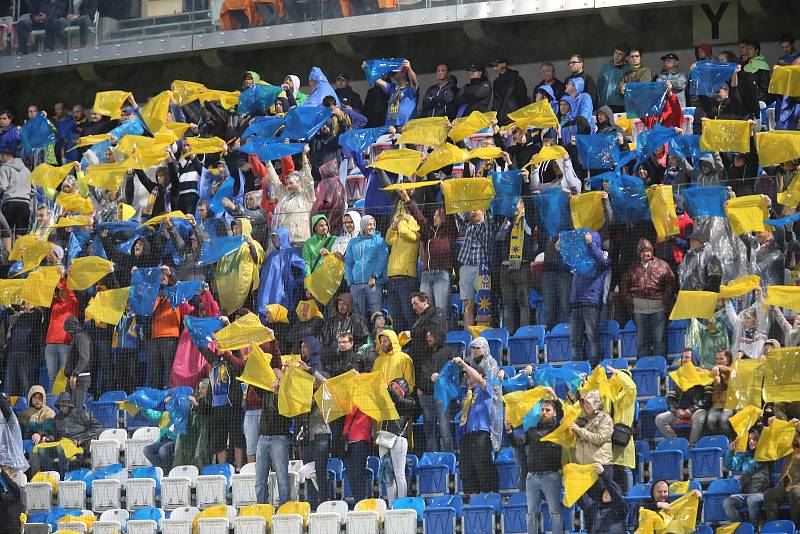 Zlínští fanoušci na zápase Evropské ligy mezi Fastavem Zlín a Sheriffem Tiraspol na Andrově stadionu v Olomouci