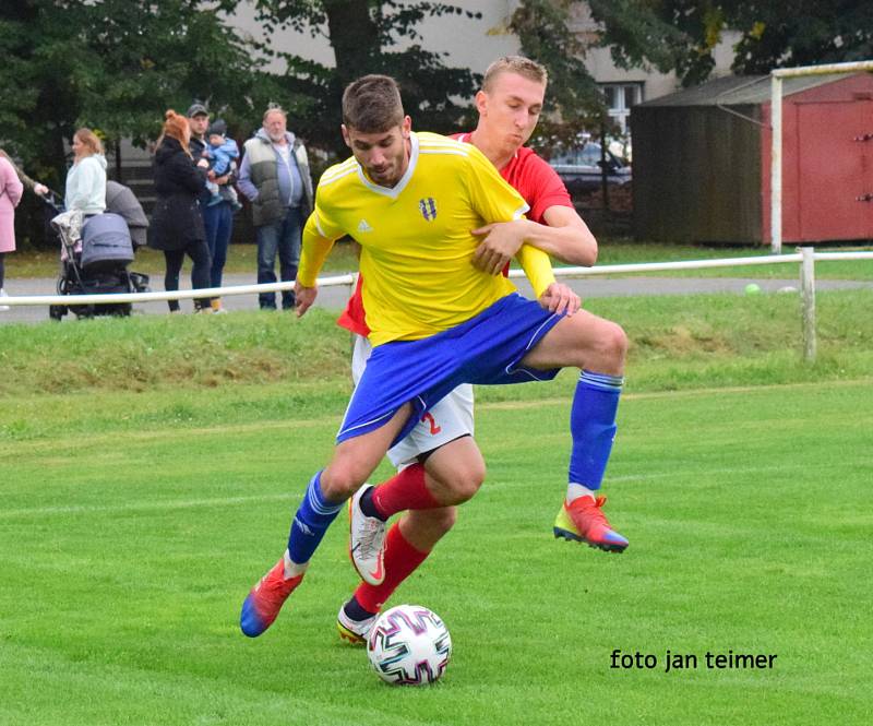 Fotbalisté Brodku u Přerova porazili doma v 8. kole krajského přeboru Bohuňovice 2:1 (1:0).