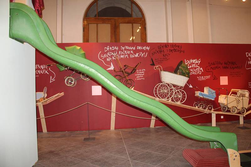 Výstava Dětský svět ve Vlastivědném muzeu v Olomouci, prosinec 2022
