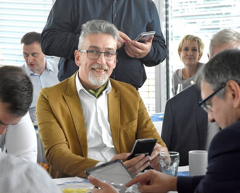 Miroslav Žbánek. Štáb ANO v hotelu Flora v Olomouci, 24. září 2022