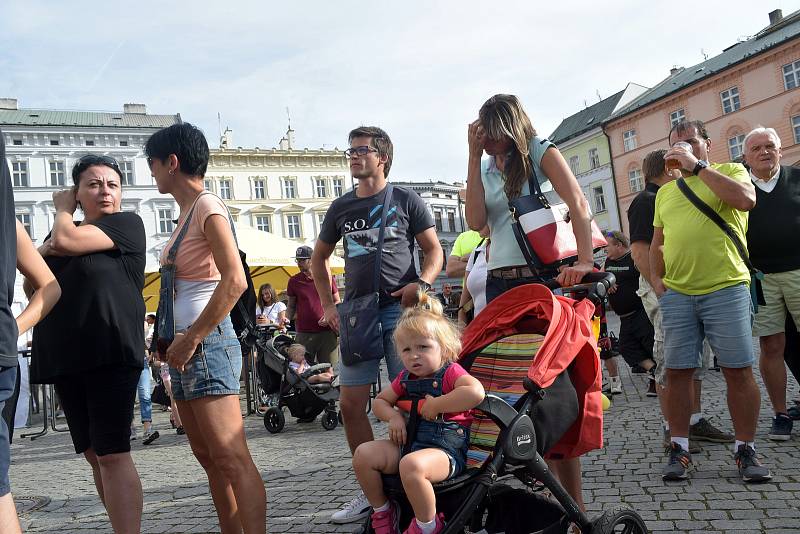 Představení nových dresů a autogramiáda HC Olomouc na Horním náměstí