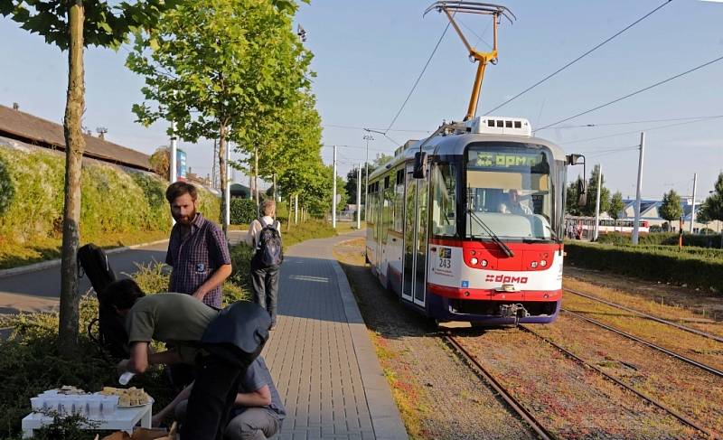 Tramvaj Galerie dé – nový projekt kreativního týmu ARTnative, který vznikl ve spolupráci s Dopravním podnikem města Olomouce