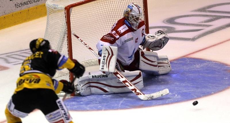 Olomoučtí hokejisté v extraligové generálce doma prohráli 1:3 s Litvínovem.