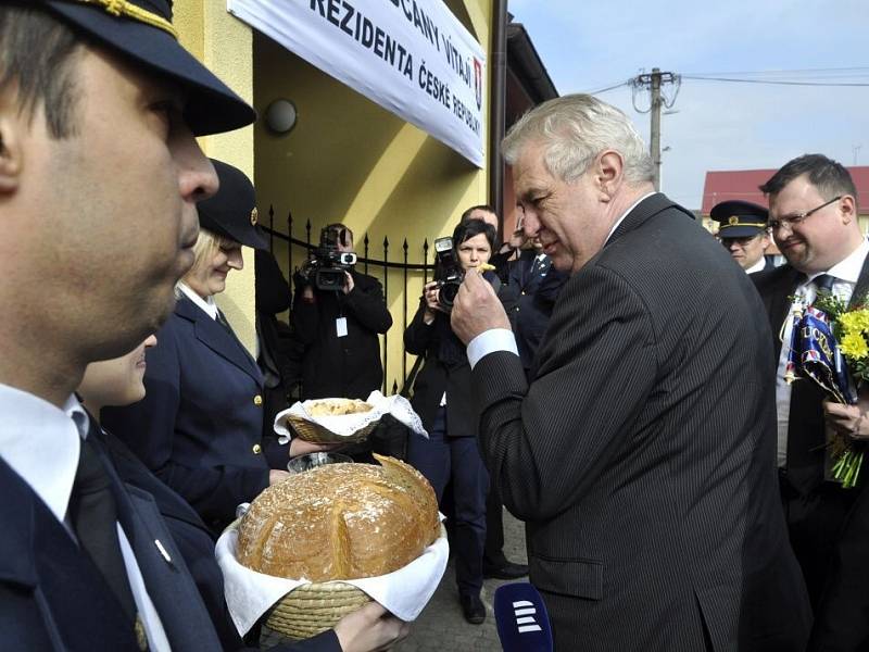 Prezident Zeman v Hradčanech na Přerovsku