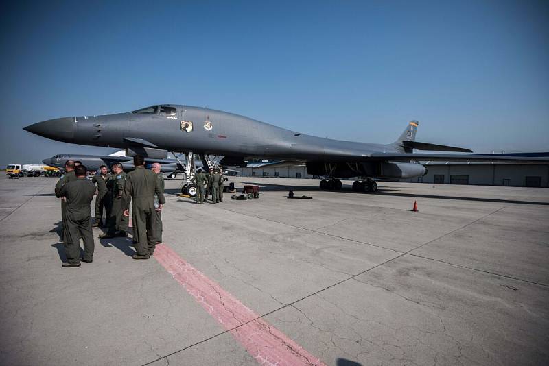 Americký bombardér B-1B Lancer na Dnech NATO na mošnovském letišti