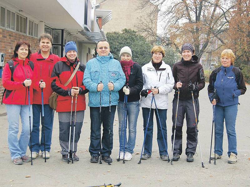 Nordic walking v podání účastníků Hubnutí s Deníkem